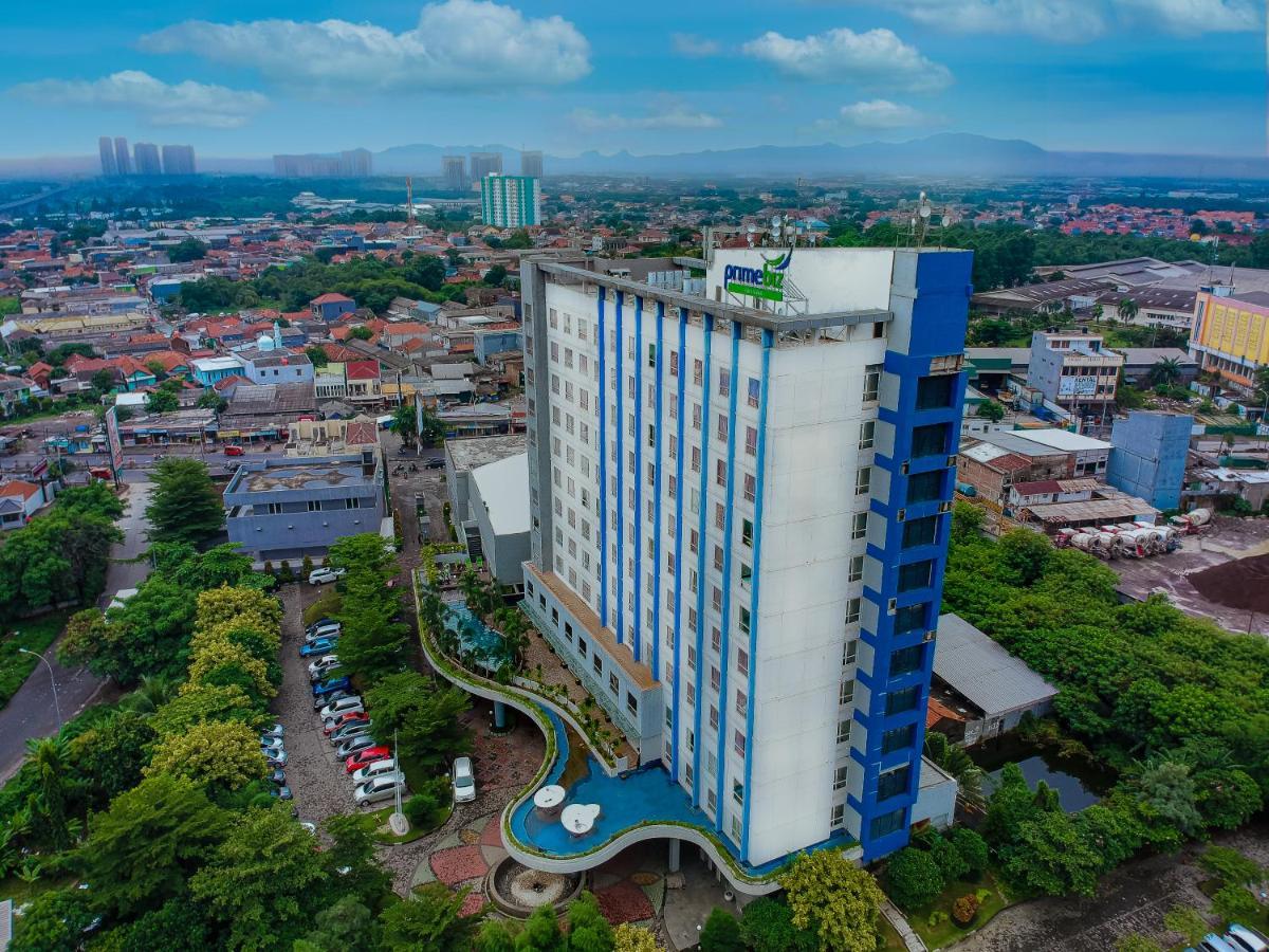 Primebiz Cikarang Hotel Buitenkant foto