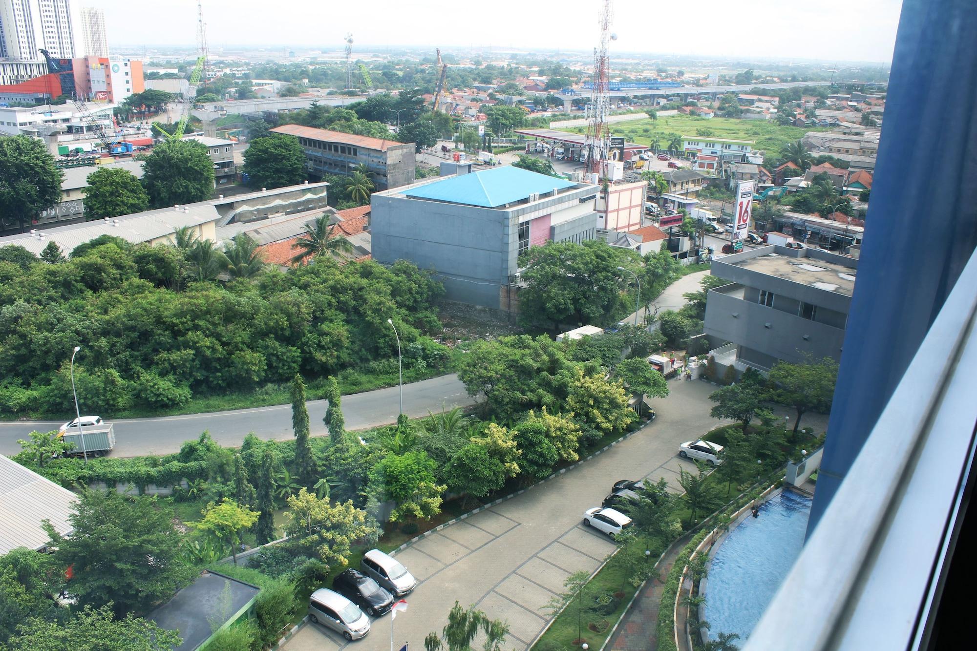 Primebiz Cikarang Hotel Buitenkant foto