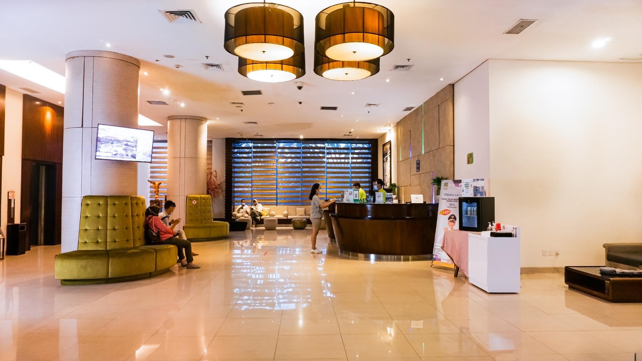 Primebiz Cikarang Hotel Buitenkant foto