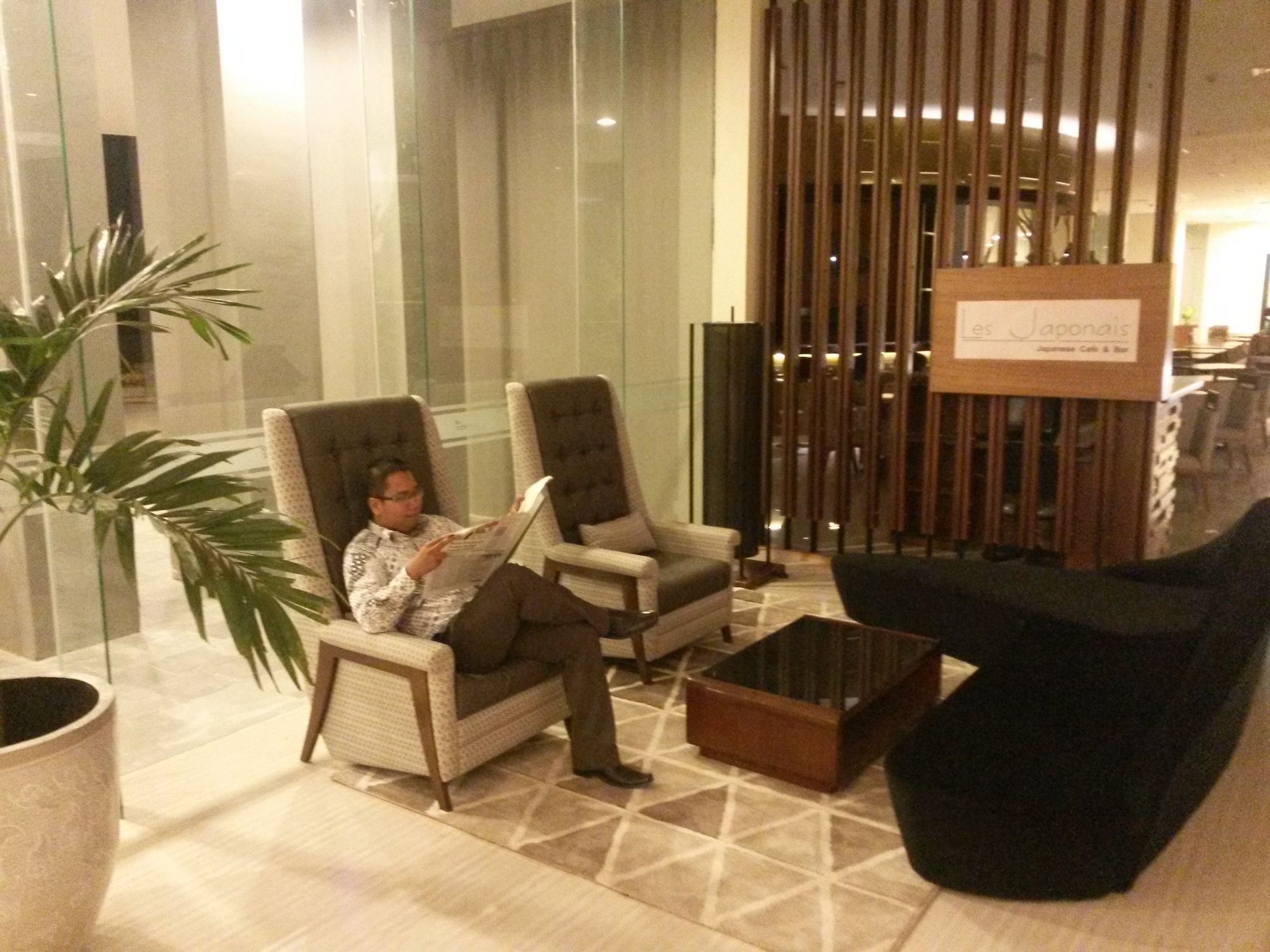 Primebiz Cikarang Hotel Buitenkant foto