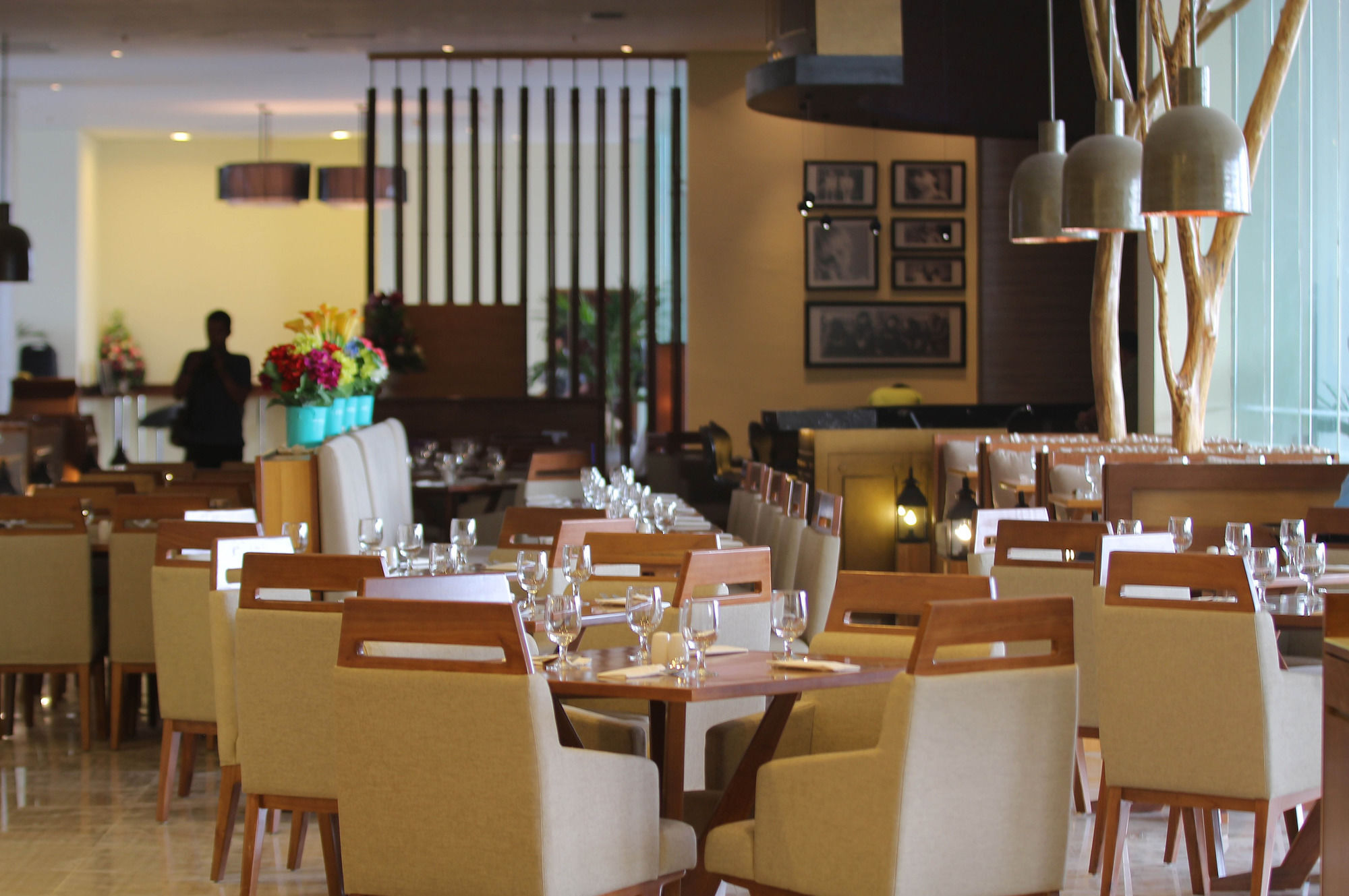 Primebiz Cikarang Hotel Buitenkant foto